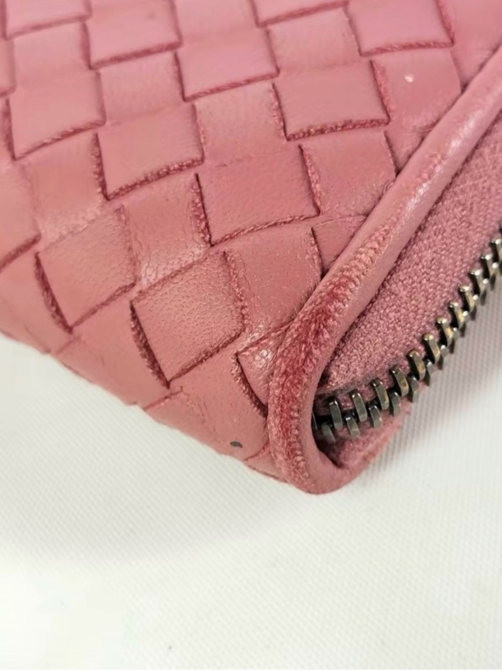 Bottega Veneta Pink Intrecciato Zip Wallet - Picture 9 of 9